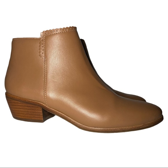 Jack Rogers Stacked Heel Ankle Booties - Picture 4 of 15